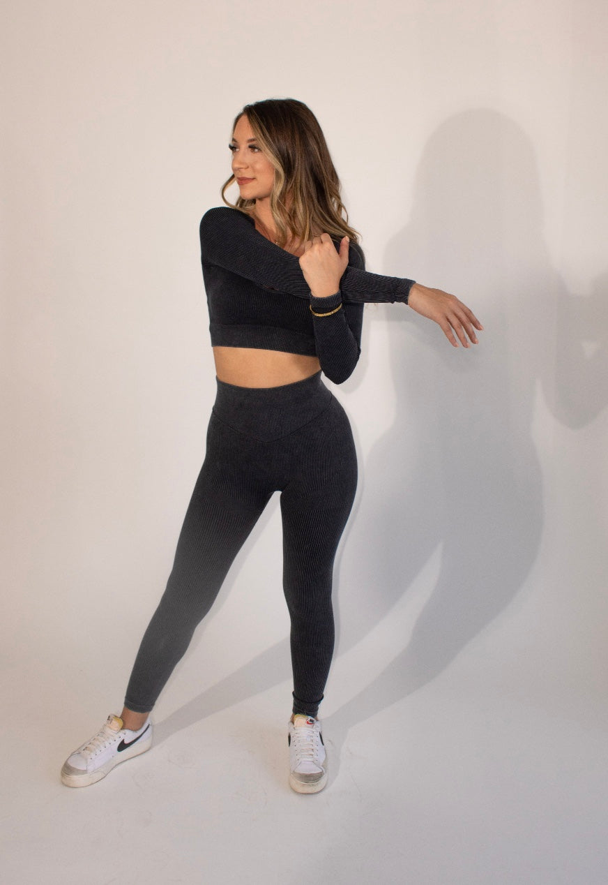 SNATCHED LEGGINGS